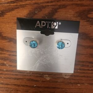 Kohl's Gold Stud Earrings